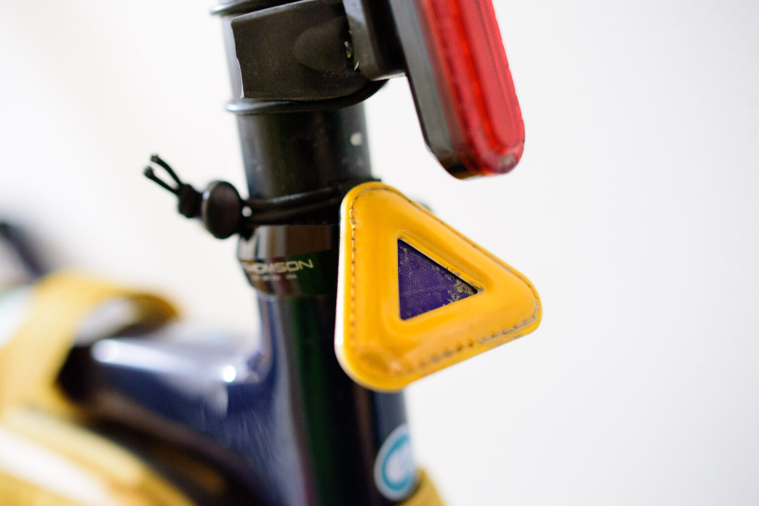 BLUE LUG（ブルーラグ） Triangle Reflector（トライアングルリフレクター） のインプレ ロードバイクでヒルクライム